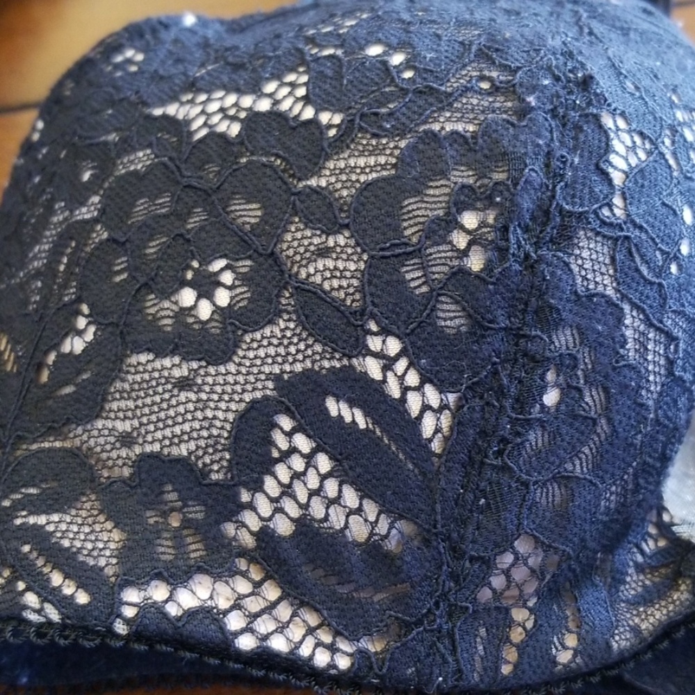 BLACK 🌼 LACE BRA - Picture 2 of 8